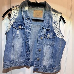 Amethyst Jeans Blue Denim Vest